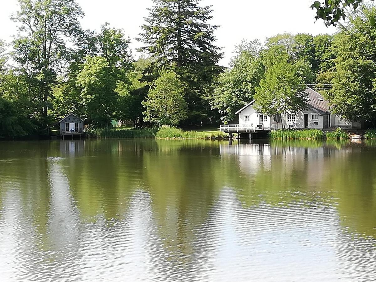 La Maison Du Lac Cul-des-Sarts Bagian luar foto