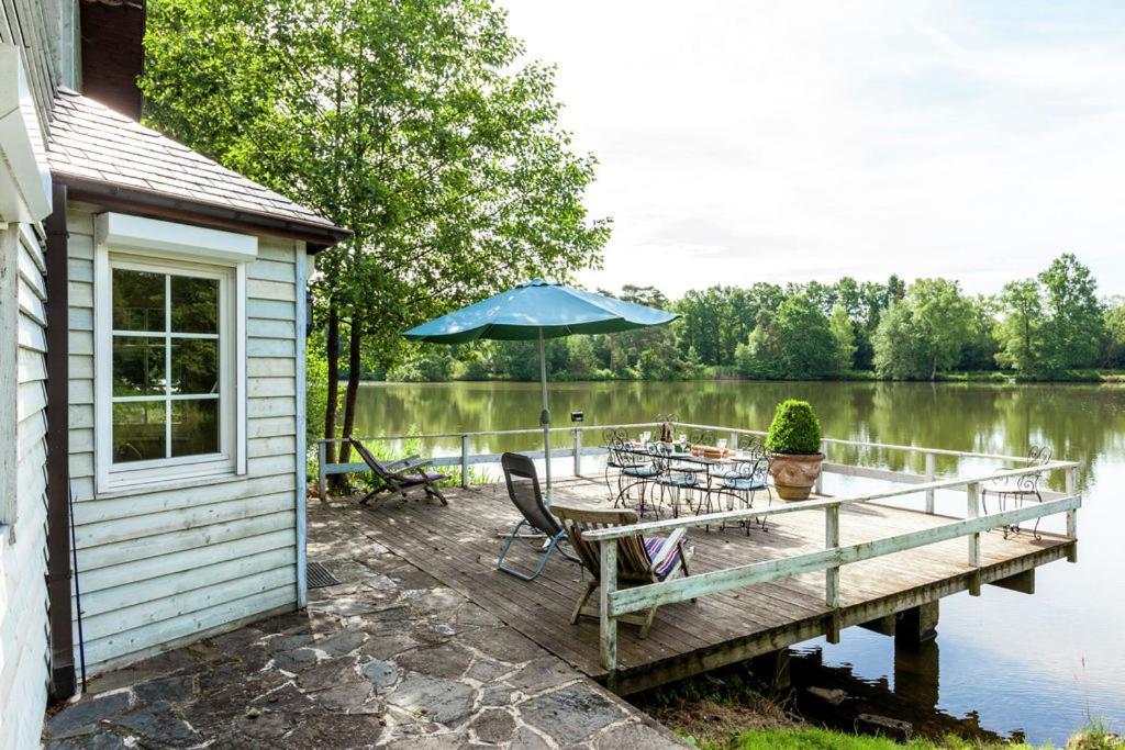 La Maison Du Lac Cul-des-Sarts Bagian luar foto